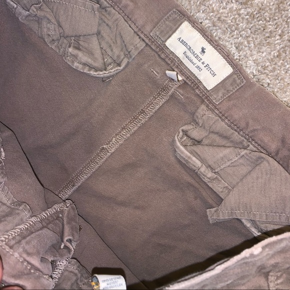 Abercrombie & Fitch Dark Brown shorts size 2 - Picture 8 of 11